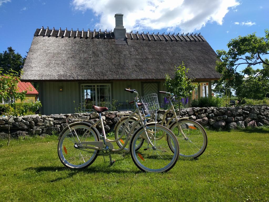 Hansi Puhkemaja Kuivastu エクステリア 写真